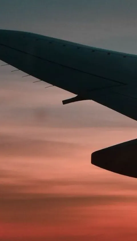 Airplane AS9100