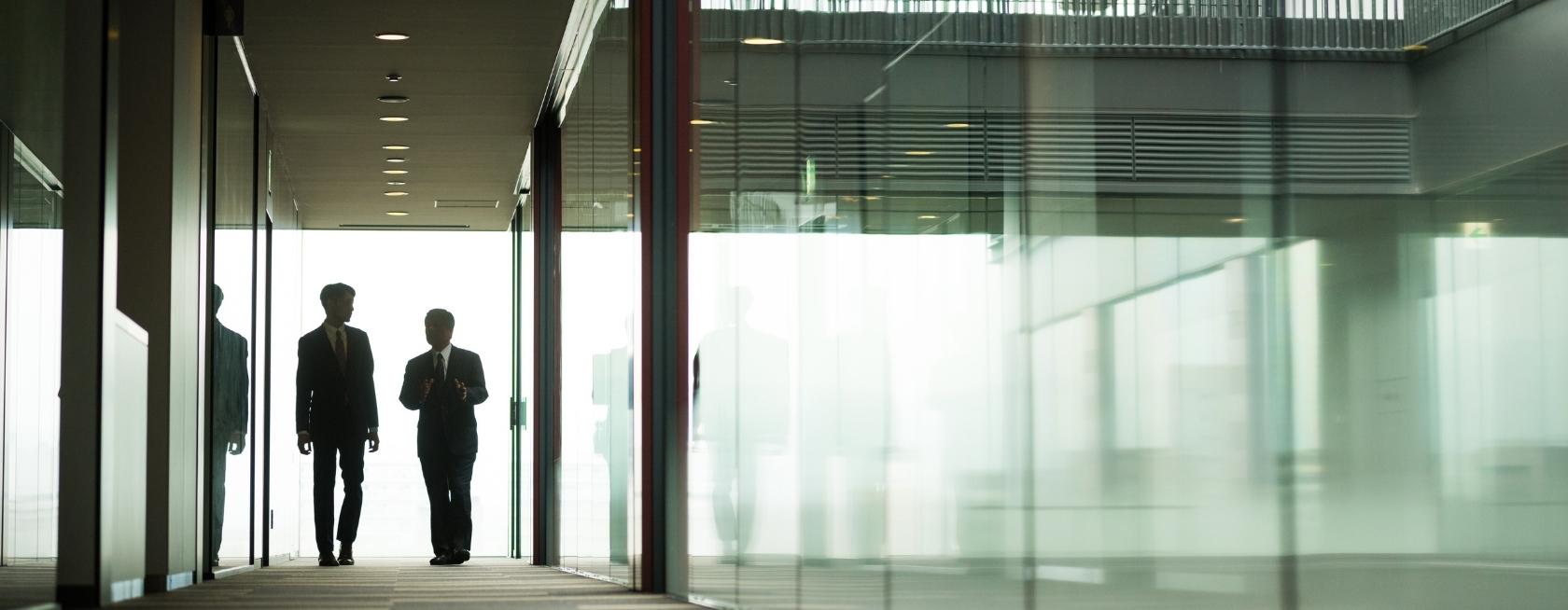 Colleagues talking about quality