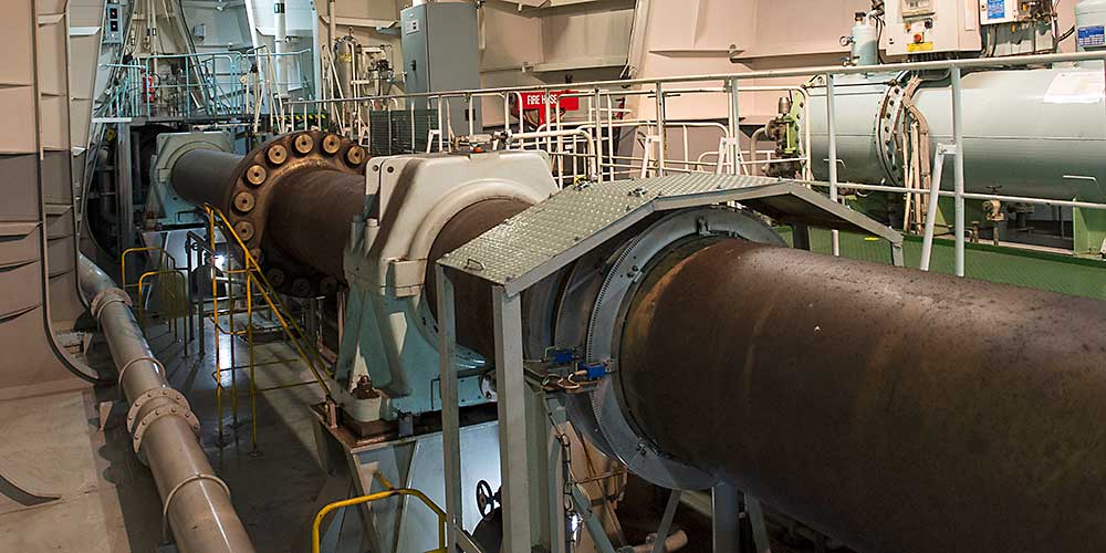 Propulsion shaft alignment services